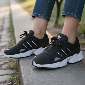 NIB Adidas Falcon Women's 7.5 Core Black White Chunky Retro Sneakers IG8301
